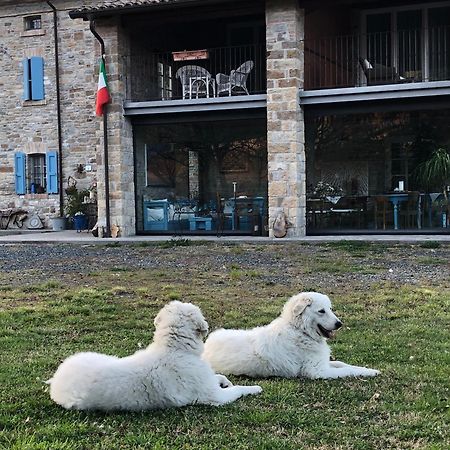 La Locanda Nel Vento Calestano Bagian luar foto
