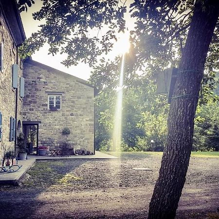 La Locanda Nel Vento Calestano Bagian luar foto