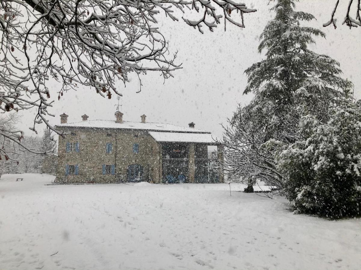 La Locanda Nel Vento Calestano Bagian luar foto