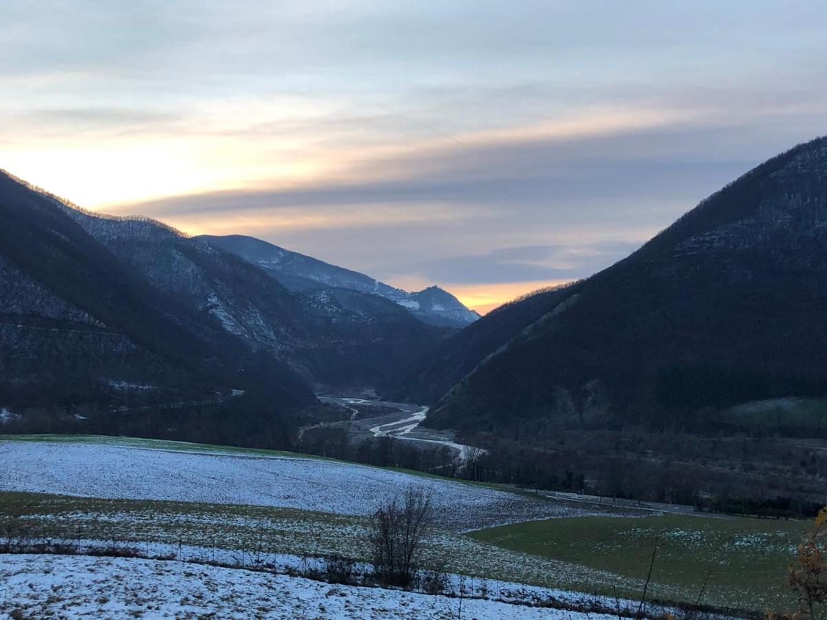 La Locanda Nel Vento Calestano Bagian luar foto