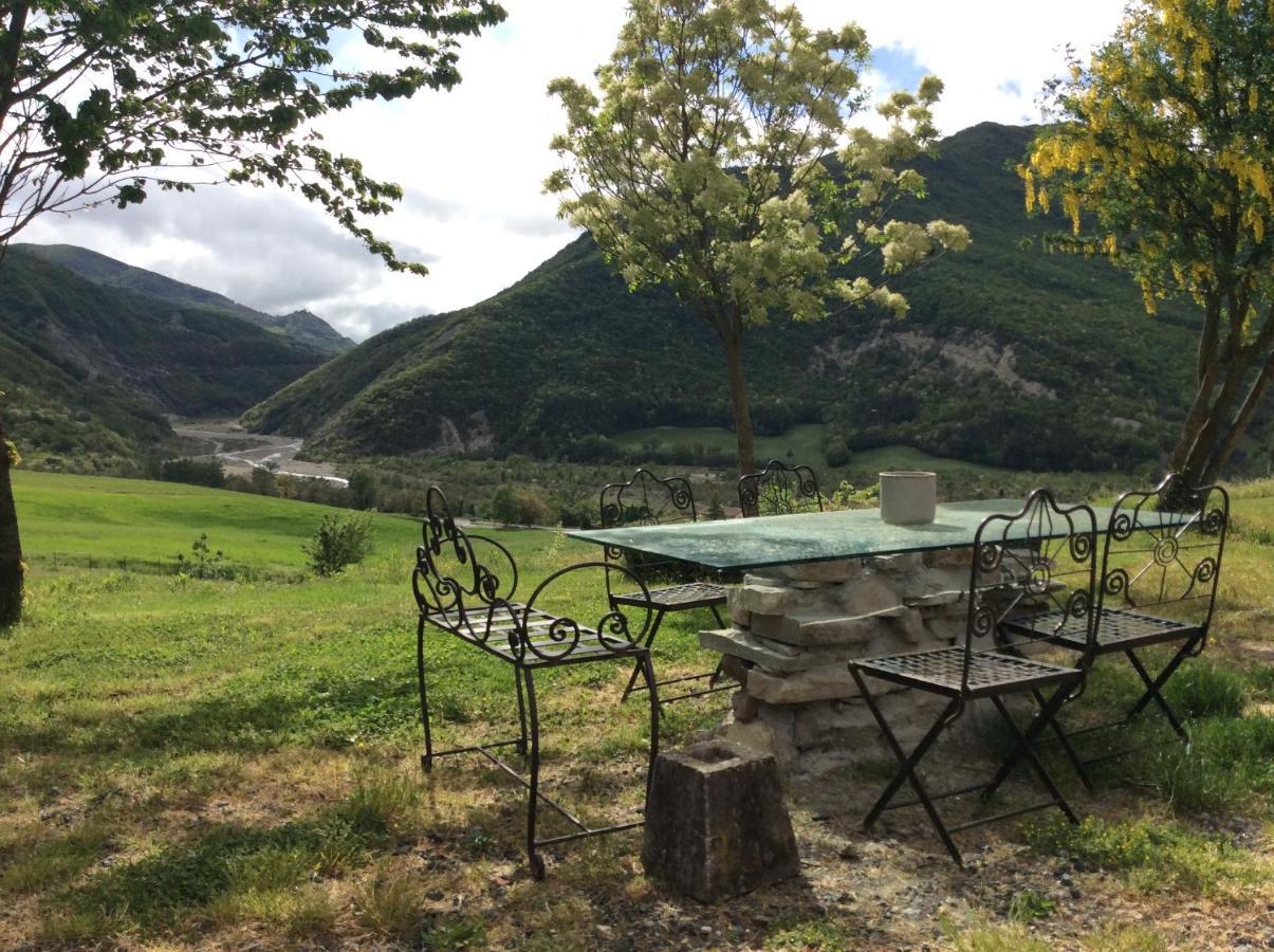 La Locanda Nel Vento Calestano Bagian luar foto