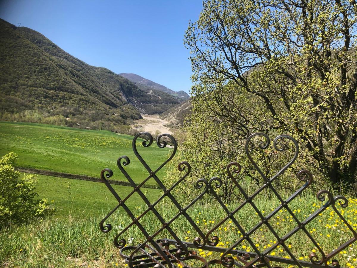 La Locanda Nel Vento Calestano Bagian luar foto
