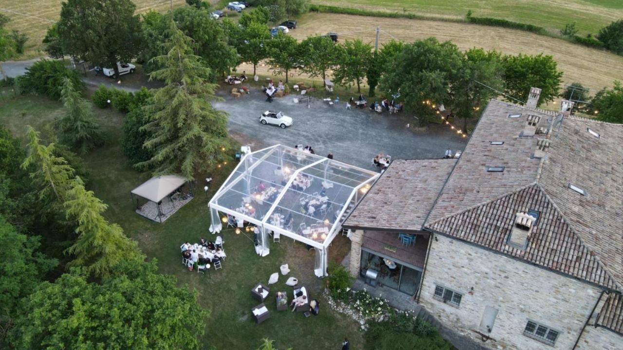 La Locanda Nel Vento Calestano Bagian luar foto