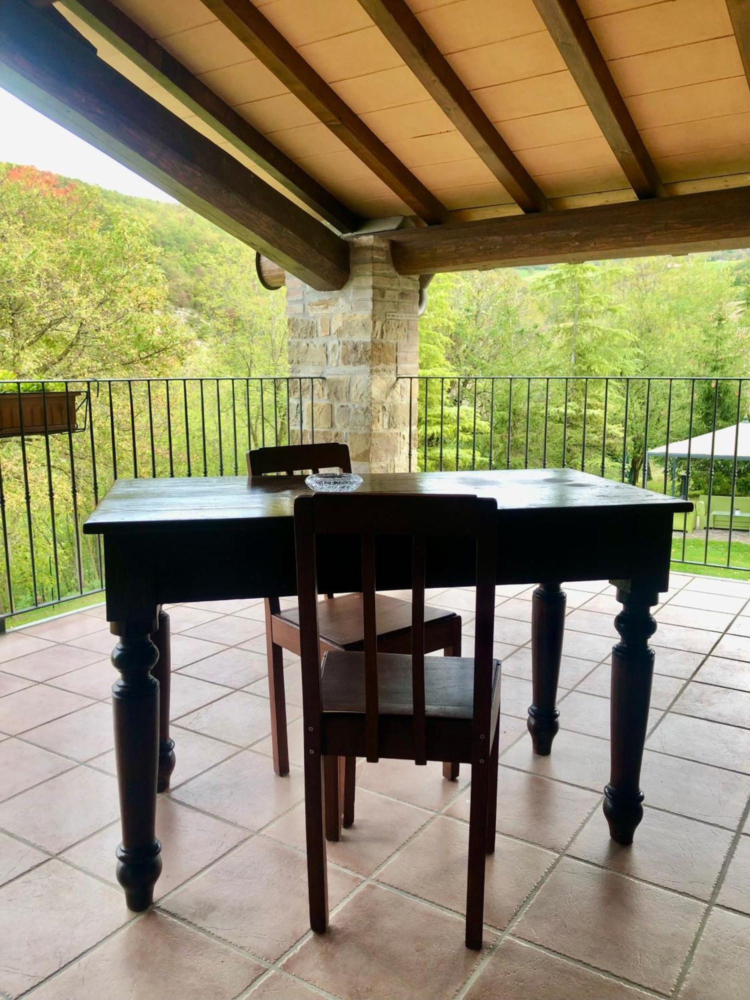 La Locanda Nel Vento Calestano Bagian luar foto