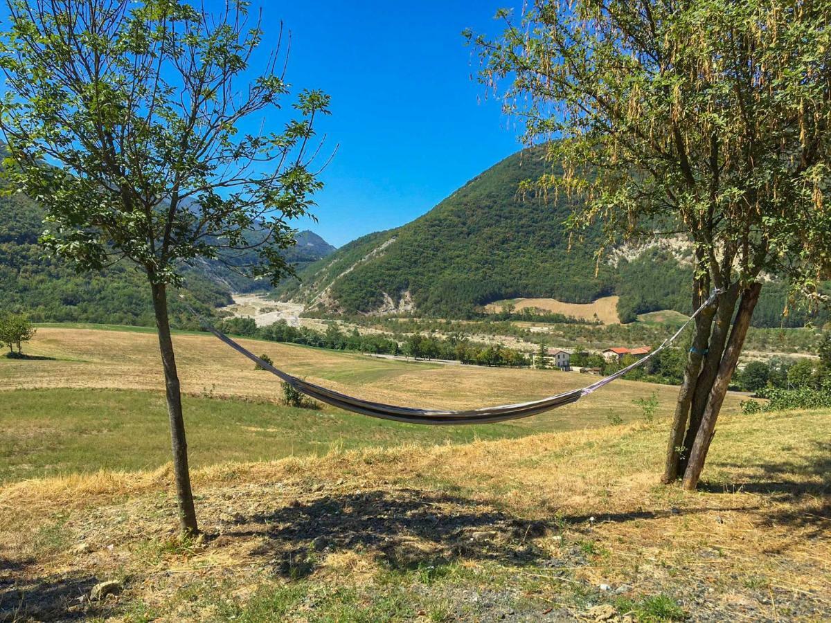 La Locanda Nel Vento Calestano Bagian luar foto