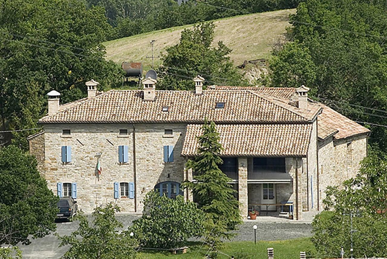 La Locanda Nel Vento Calestano Bagian luar foto