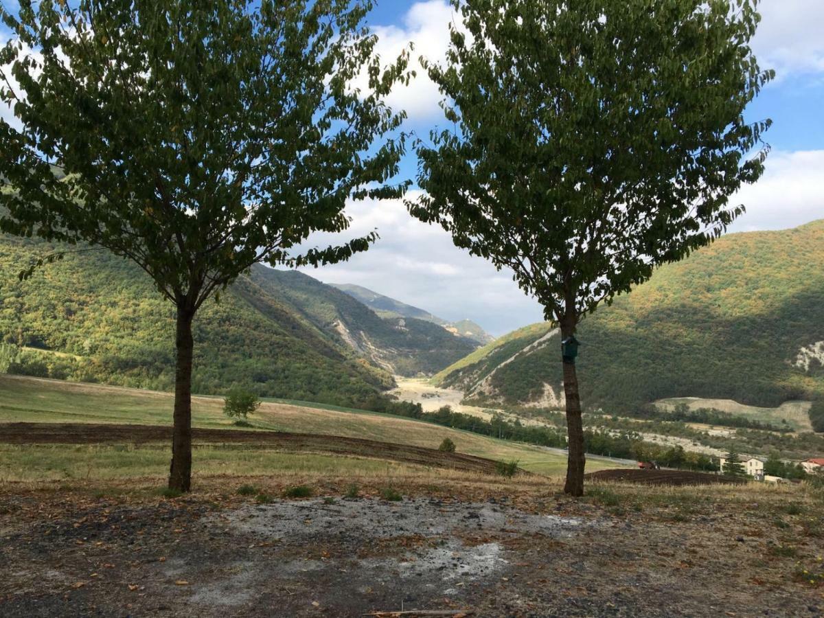 La Locanda Nel Vento Calestano Bagian luar foto