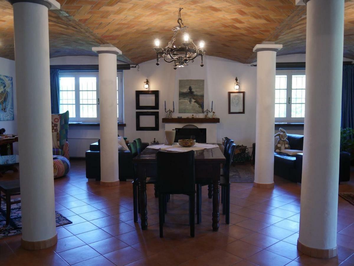 La Locanda Nel Vento Calestano Bagian luar foto