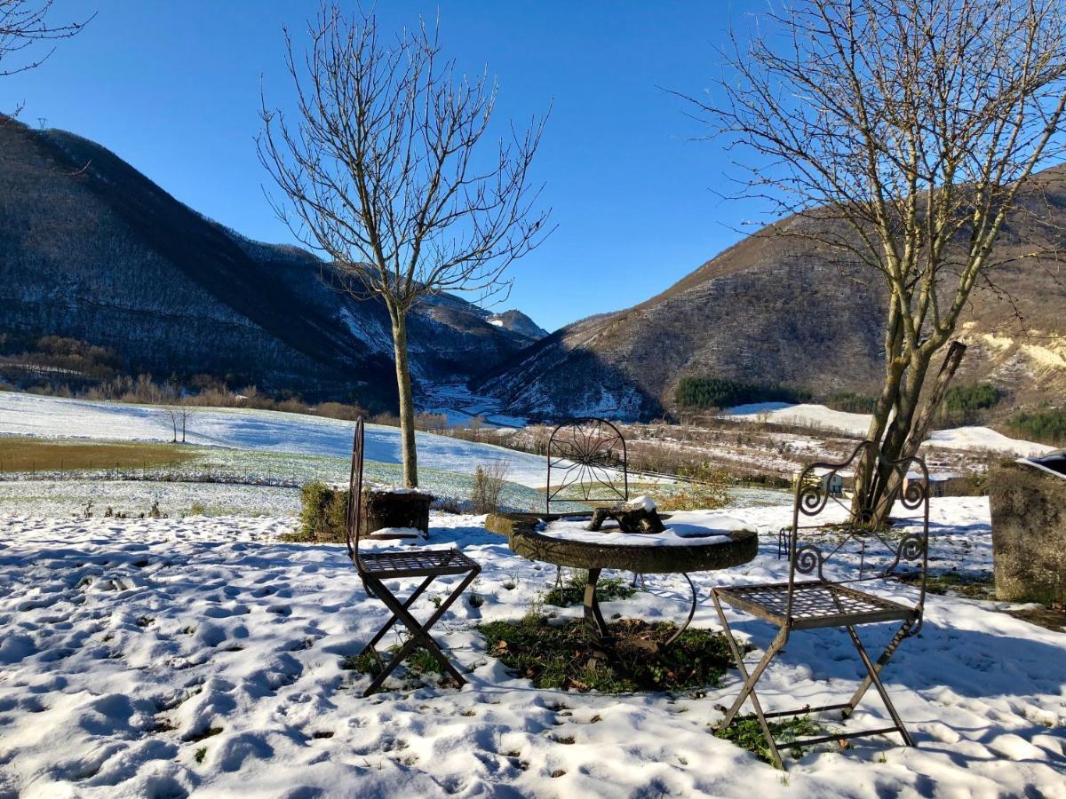 La Locanda Nel Vento Calestano Bagian luar foto